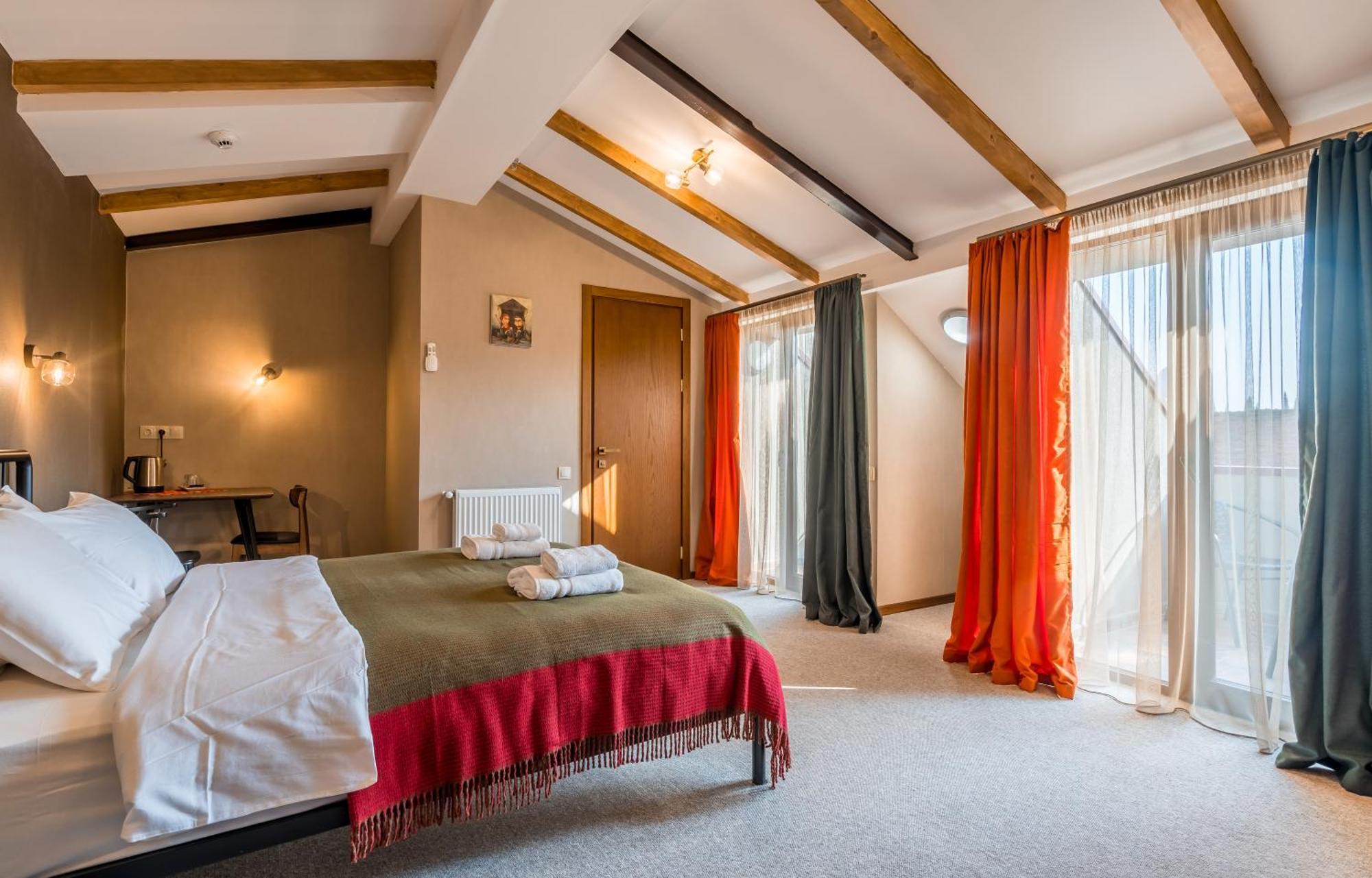 Green Inn Hotel Tbilisi Exterior photo