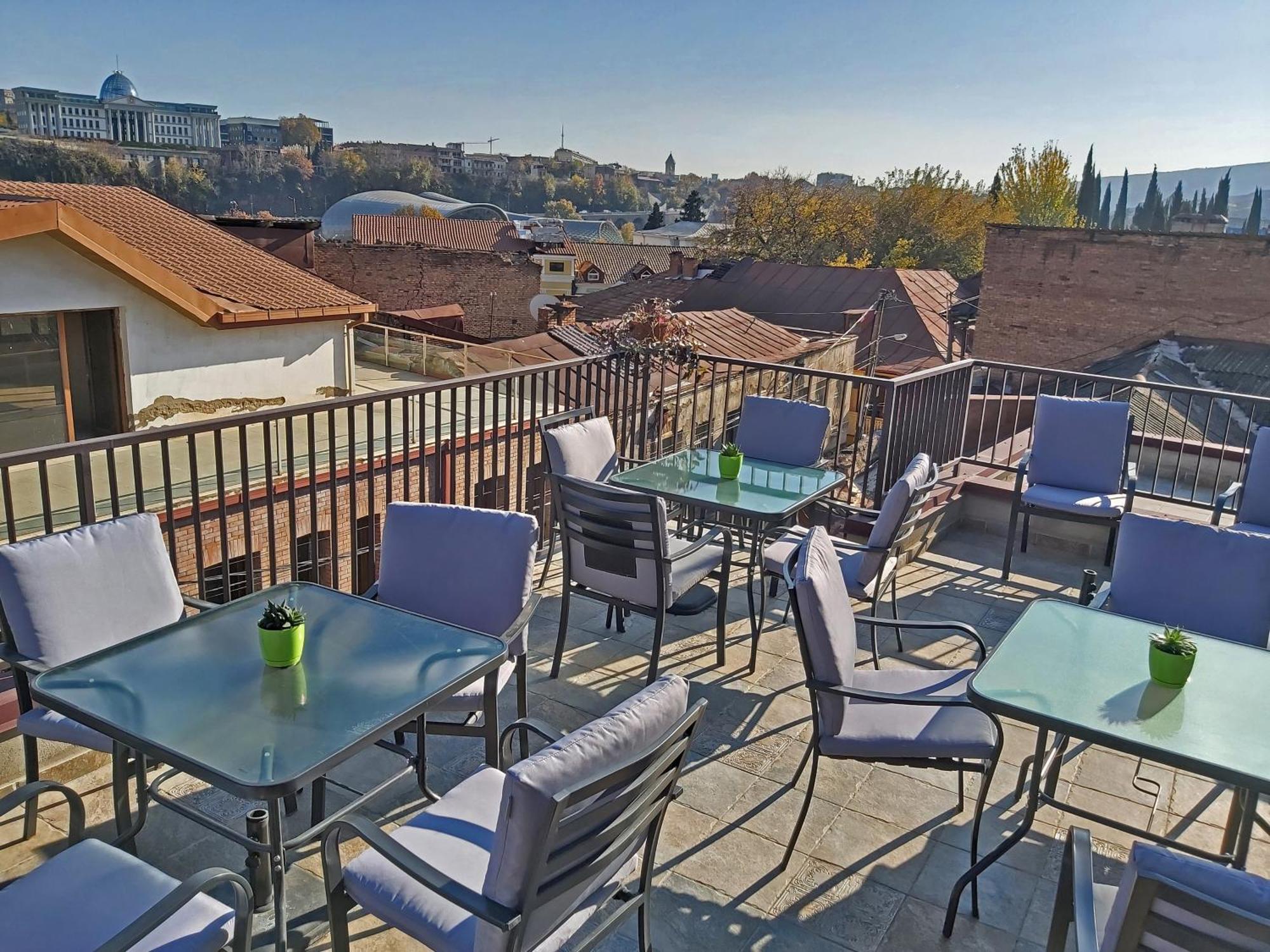 Green Inn Hotel Tbilisi Exterior photo